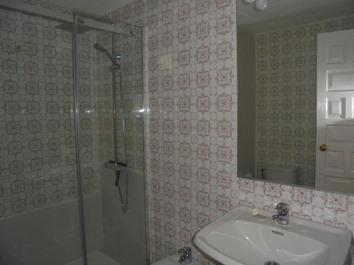 Apartment Castillo De 4/6 Lek *